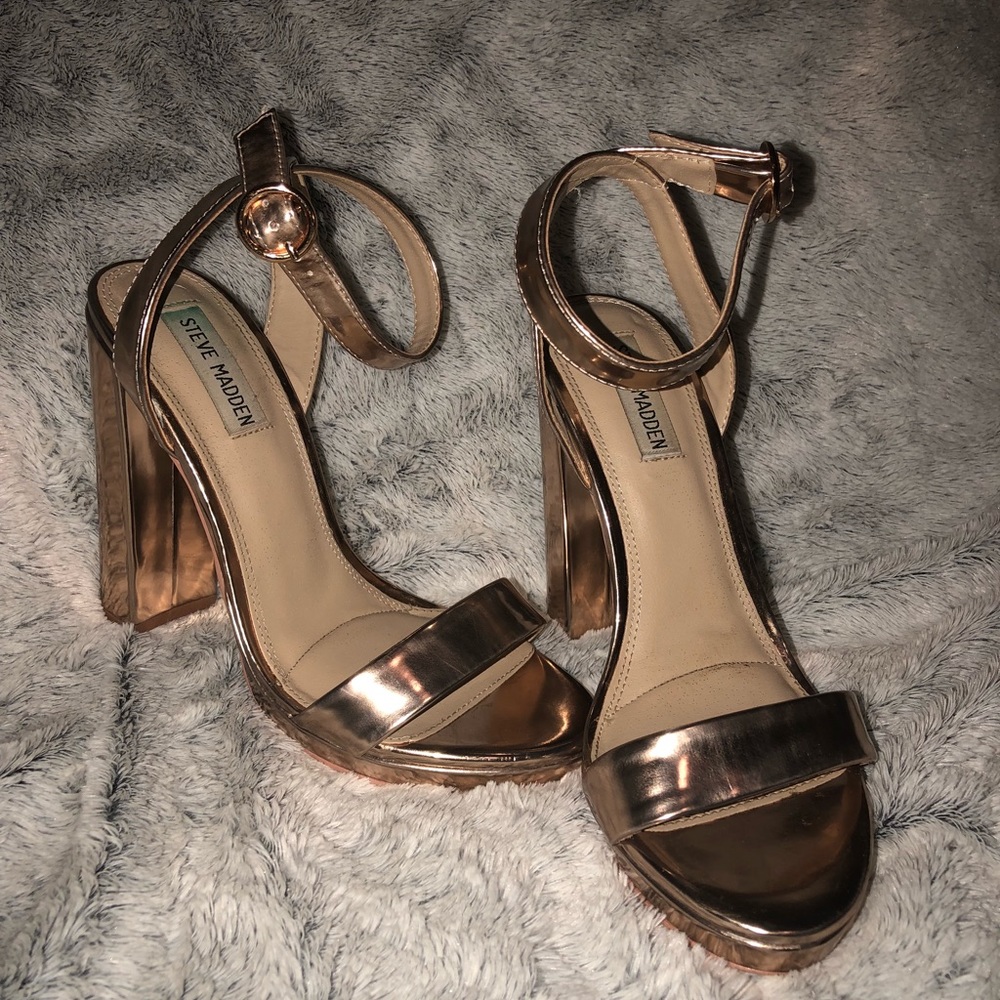 Gold Steve Madden heels